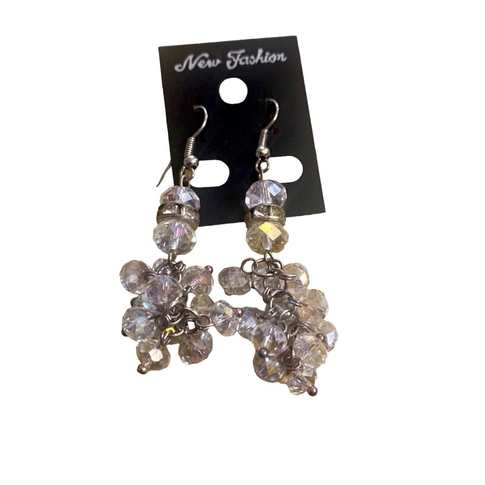 Earrings | Dangle Clear Beads Silver Shimmer Fancy New With Tags NWT